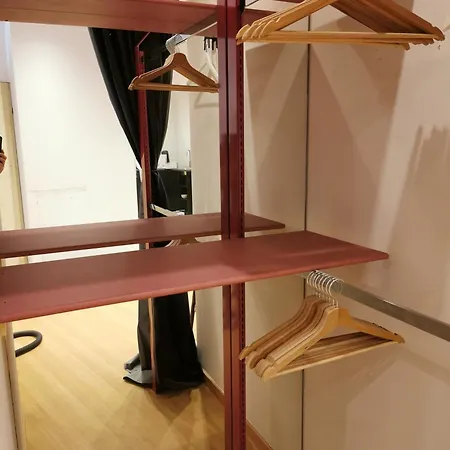 公寓 Backpackers Gelijkvloers-studio-slaapkamer-eetkamer-keuken 1 Ruimte-badkamer En-suite